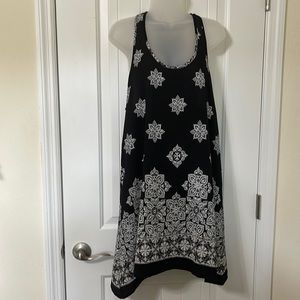 J Valdi Black/White Coverup Dress. Size Large.